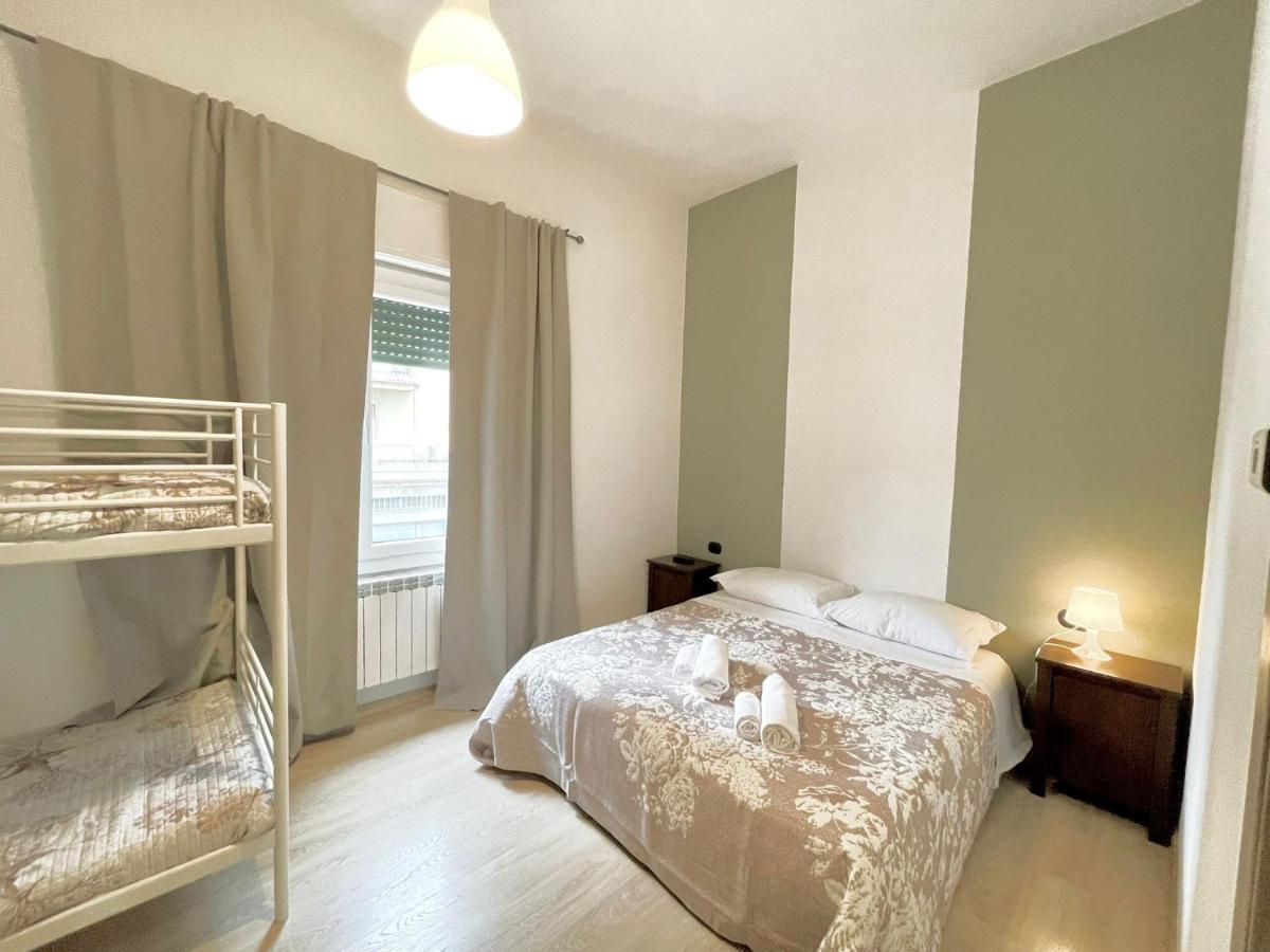 La Gloria Rho Private Rooms Only Zewnętrze zdjęcie